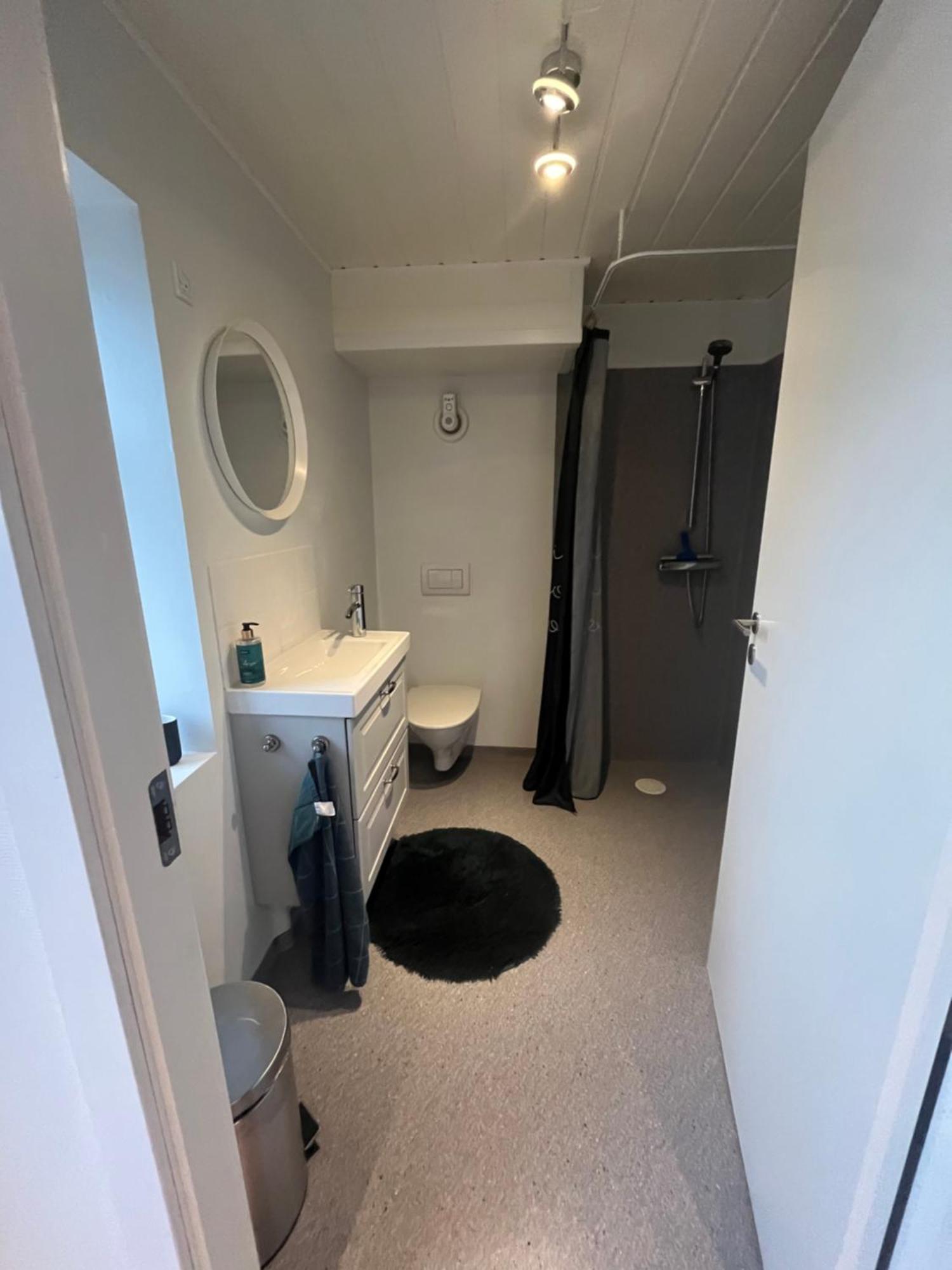 Cosy Groundfloor Apartment Sorvagur Bagian luar foto